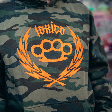 Duster Wreath Camo Pullover Hood - Toxico Clothing