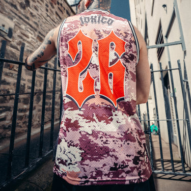 Wreath Desert Camo Tank